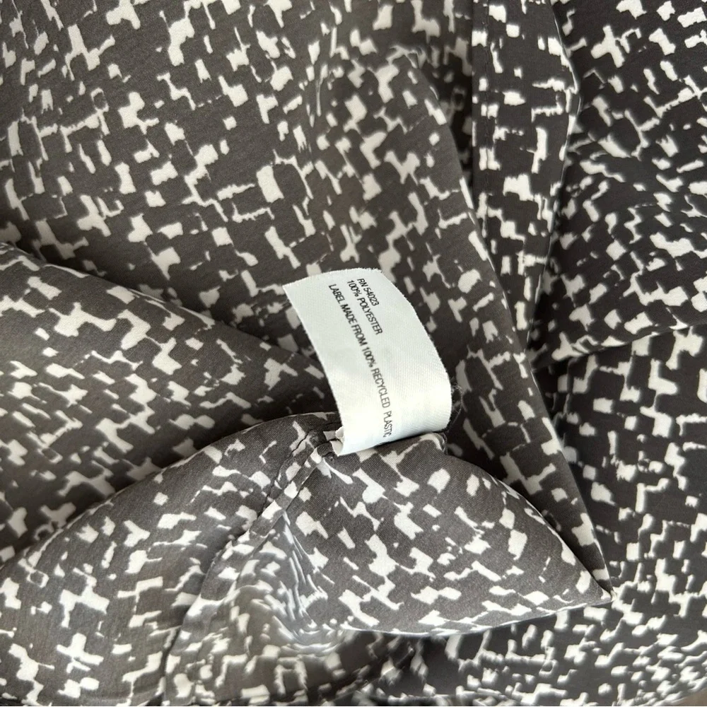 GAP Womens Sleeveless Geo Print Blouse